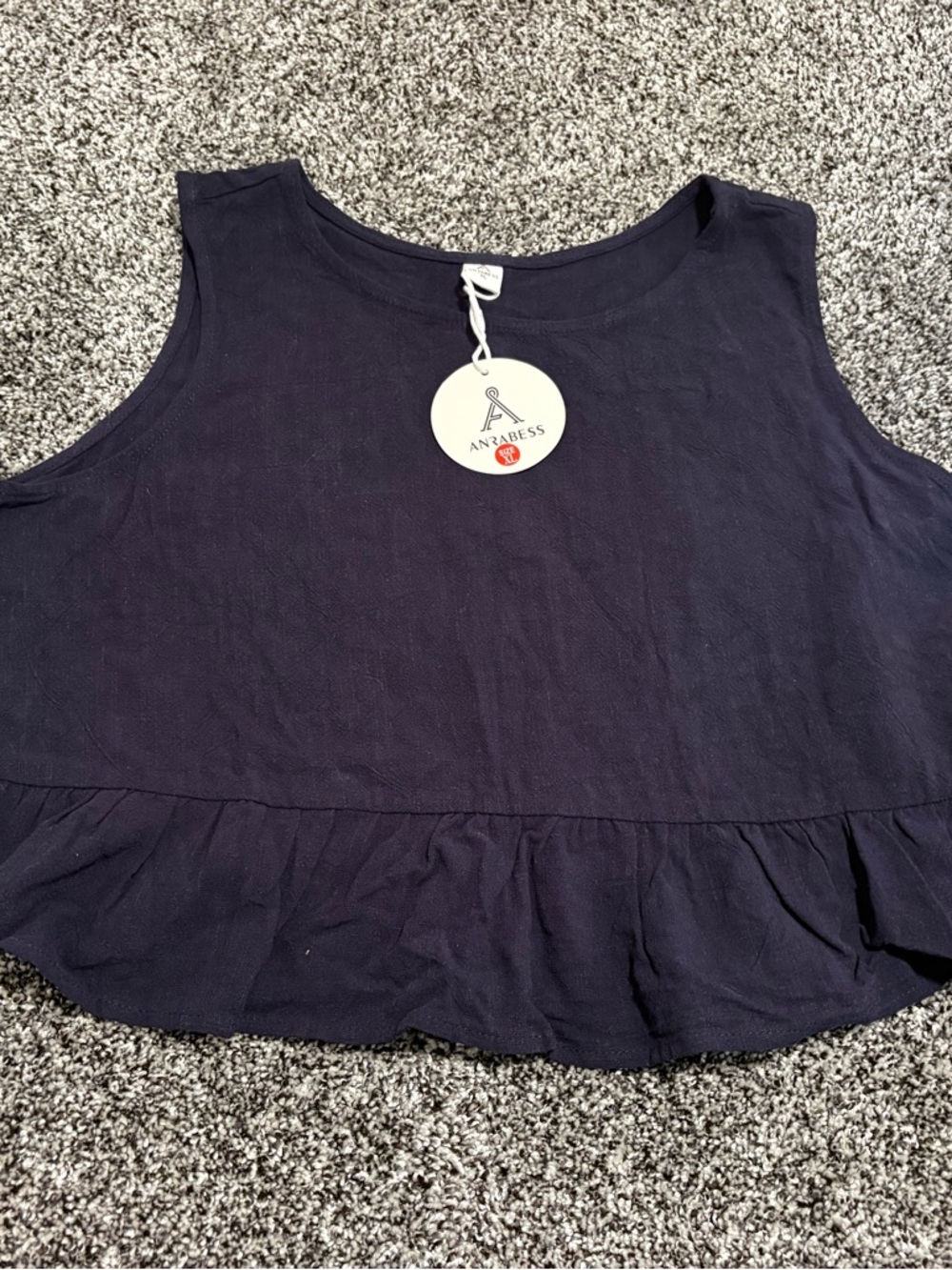 NWT Navy Ruffle Hem Sleeveless Top woman’s xl linen/rayon crop